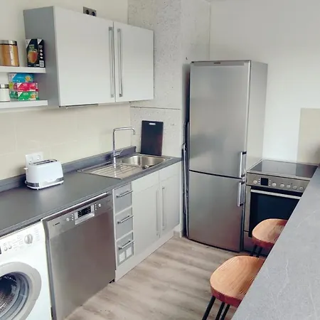 Schoene Mit Balkon/parkplatz/aufzug * Hagen (Arnsberg)